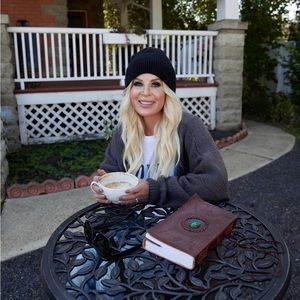 Meet your Posher, Melody